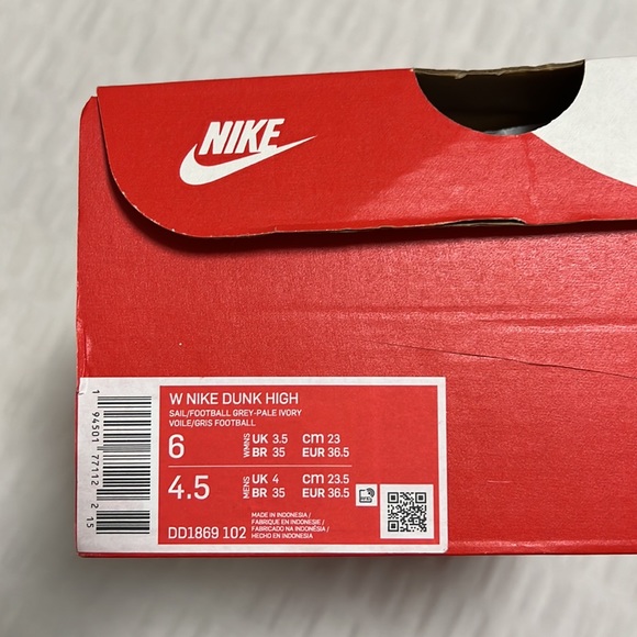 Womens nike dunk high - Picture 3 of 3